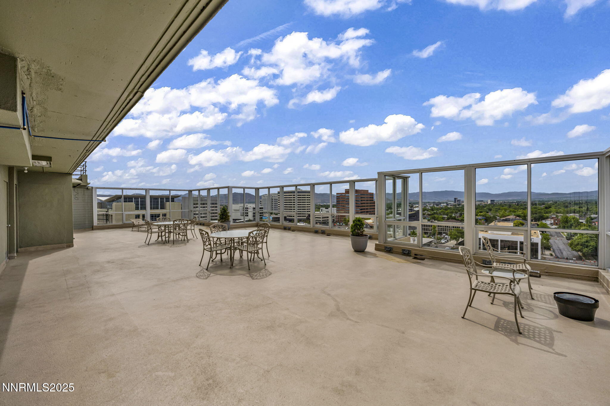 7-web-or-mls-280-island-ave-1406