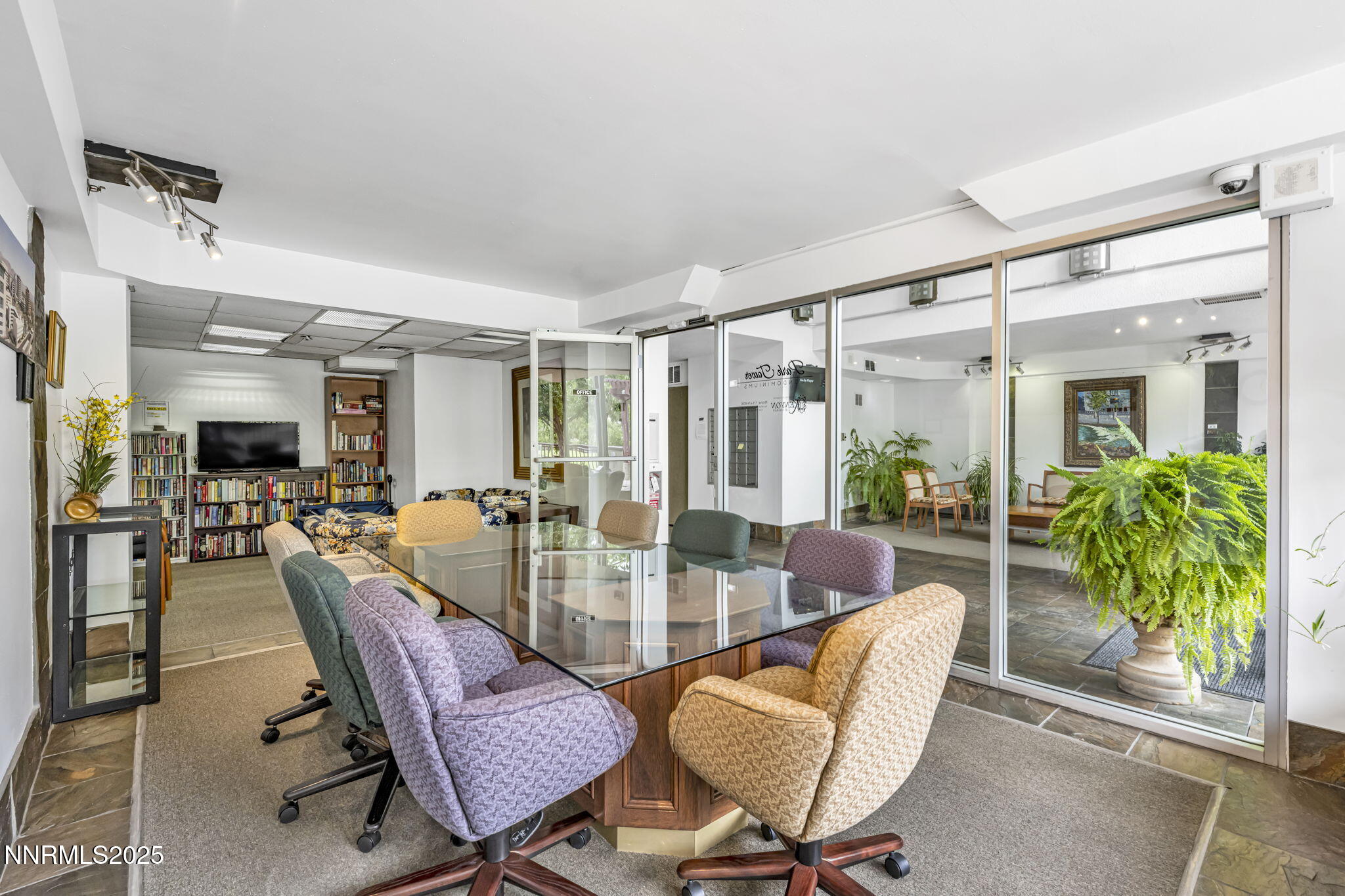 10-web-or-mls-280-island-ave-1406