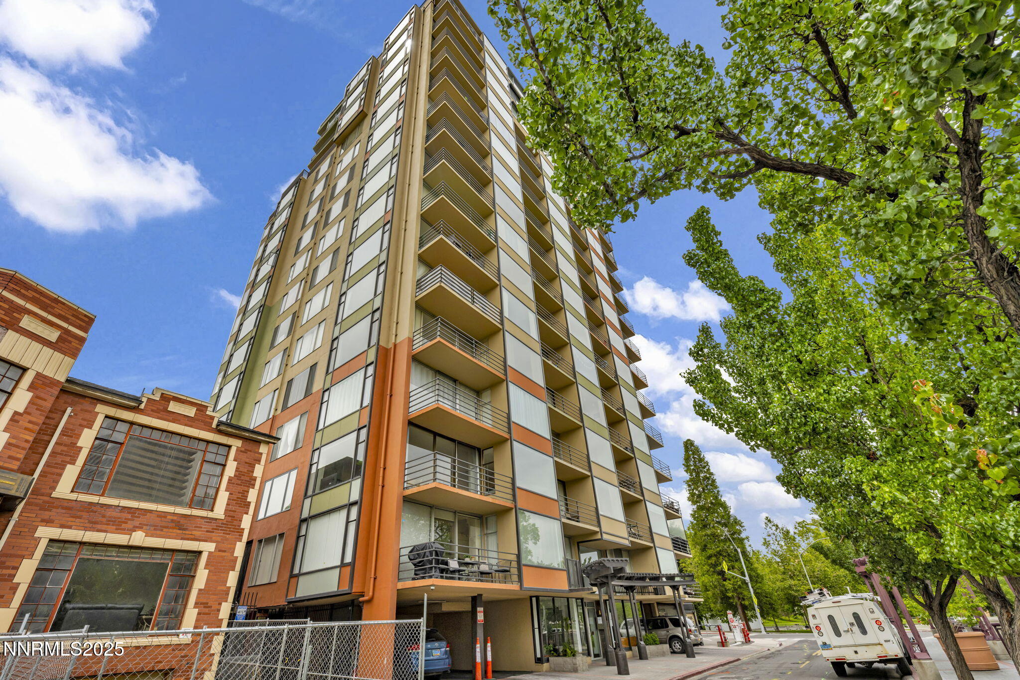 5-web-or-mls-280-island-ave-1406