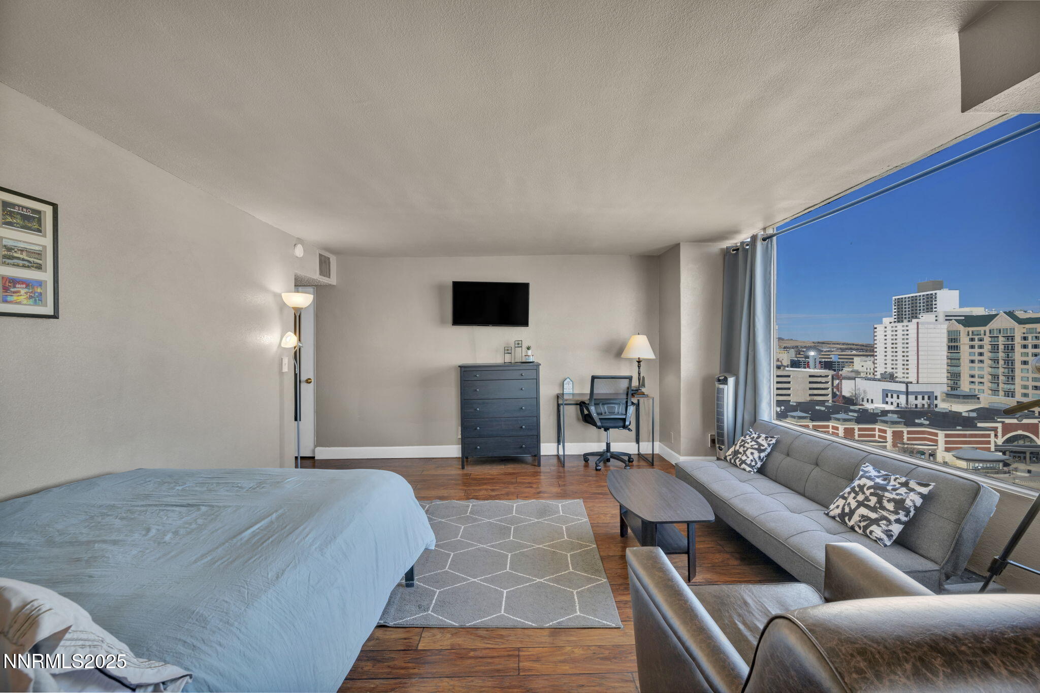 25-web-or-mls-280-island-ave-1406