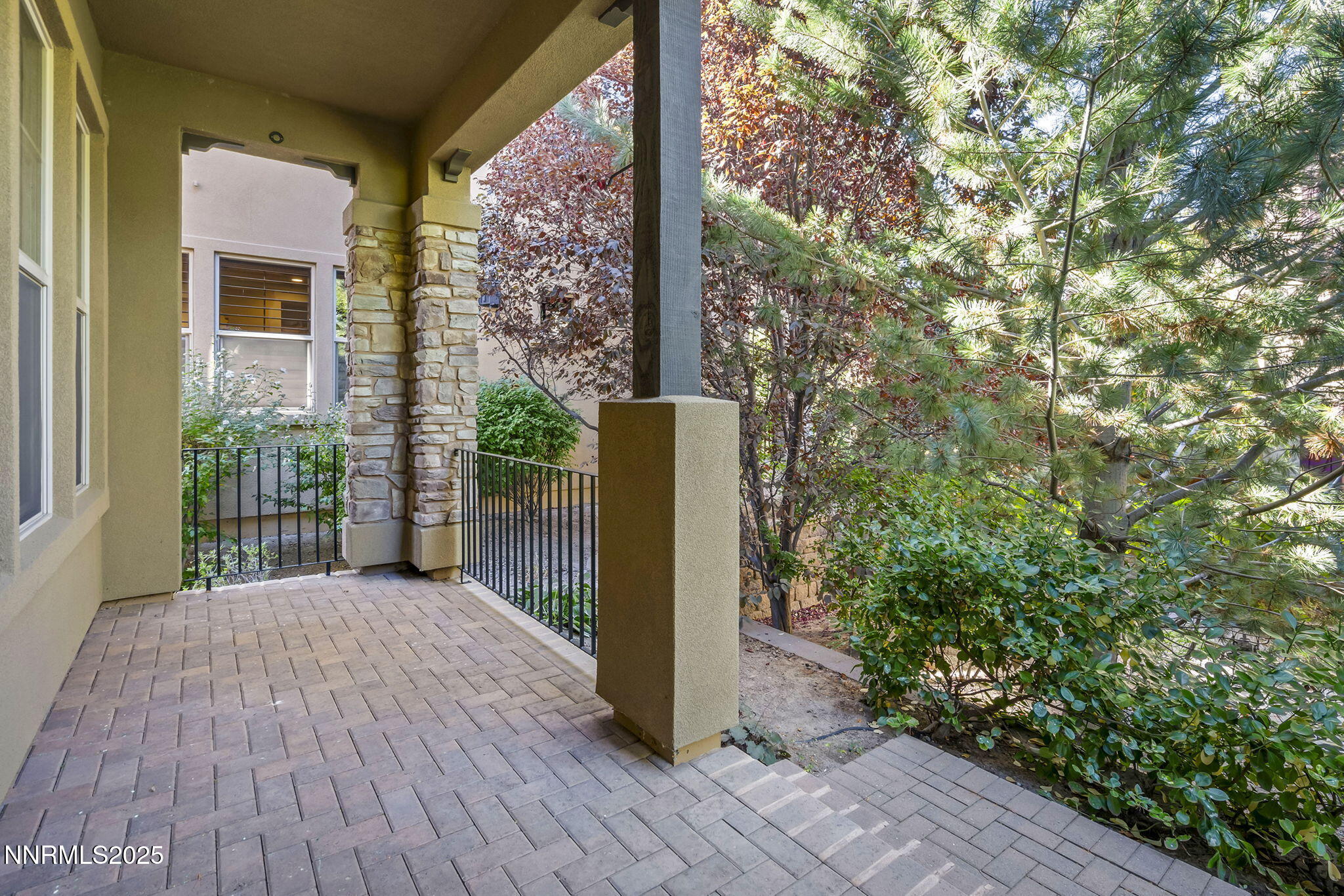 6-web-or-mls-_DSC0826