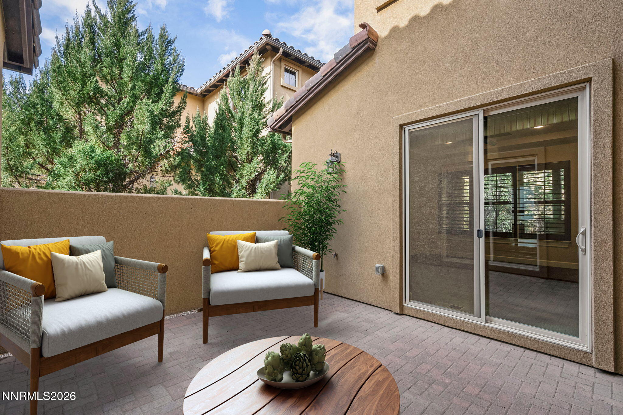 31-web-or-mls-3845_San_Donato_Loop_Patio