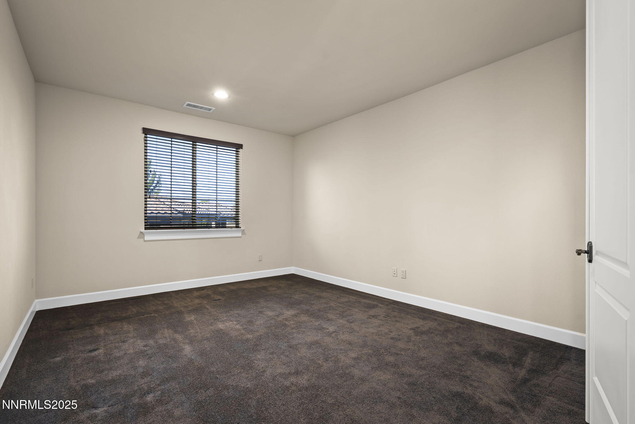 21-web-or-mls-_DSC0703