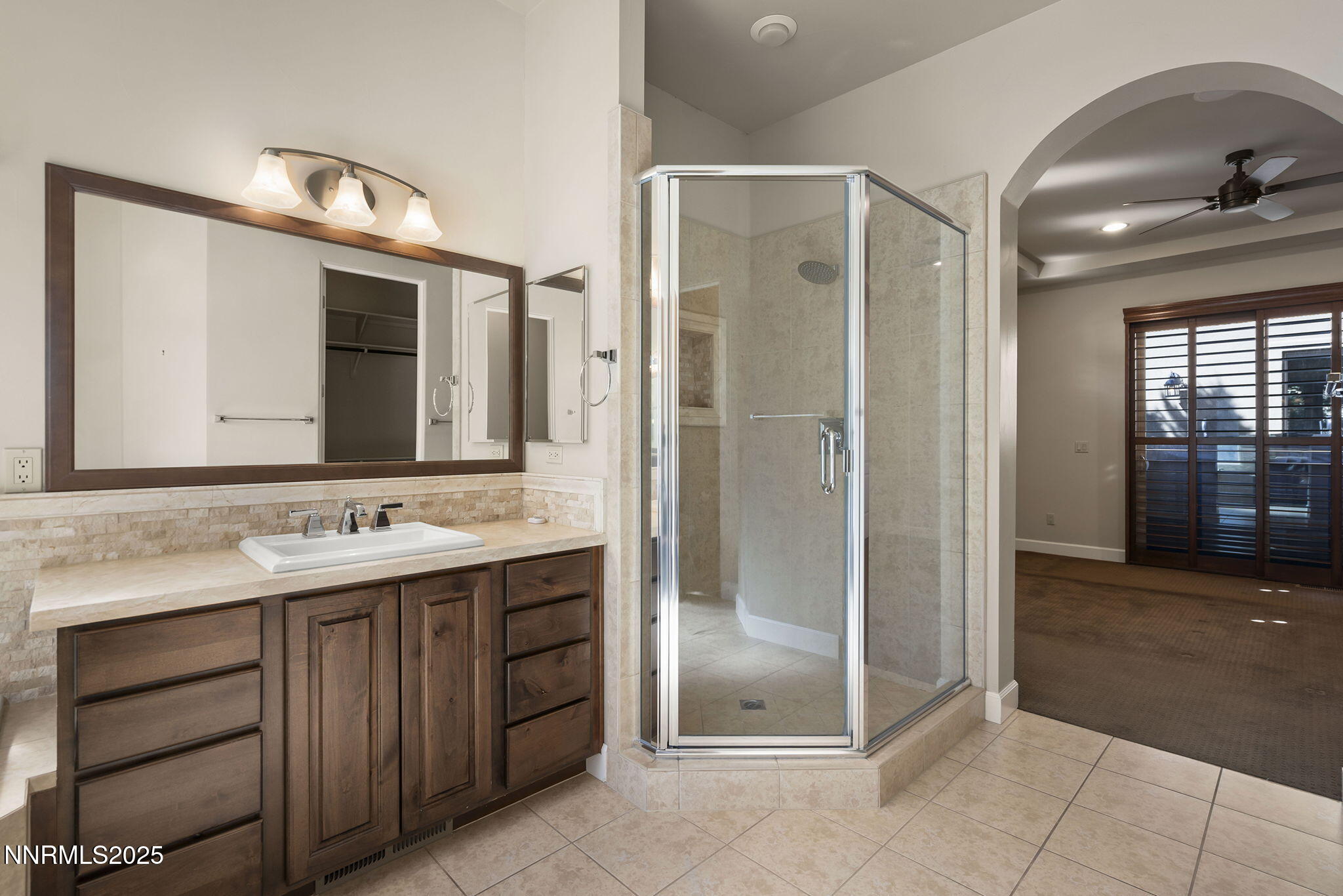 19-web-or-mls-_DSC0812