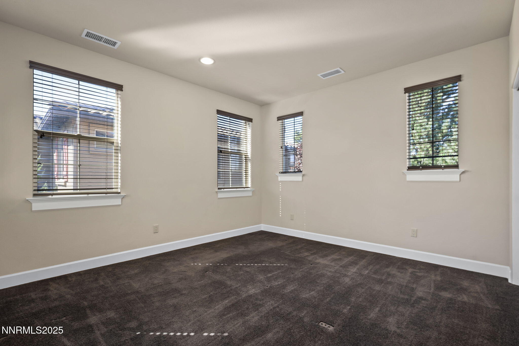 23-web-or-mls-_DSC0708 (2)