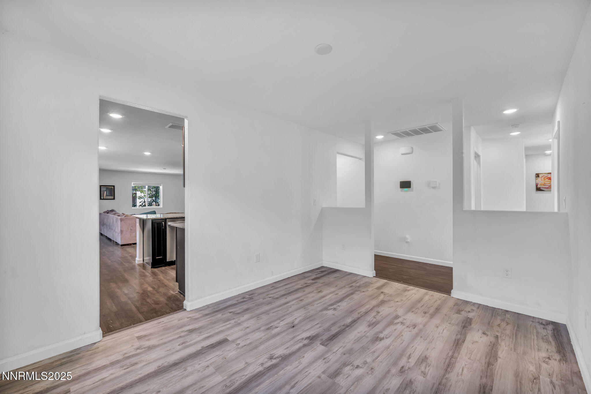 39-web-or-mls-638-osino-dr