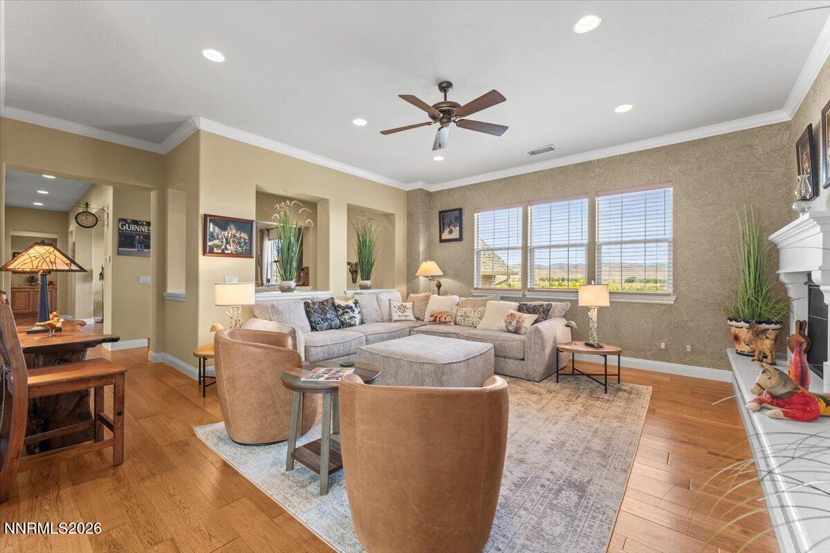Carson City, Nevada, 89411, United States, 3 Bedrooms Bedrooms, ,3 BathroomsBathrooms,Residential,Active,2035145