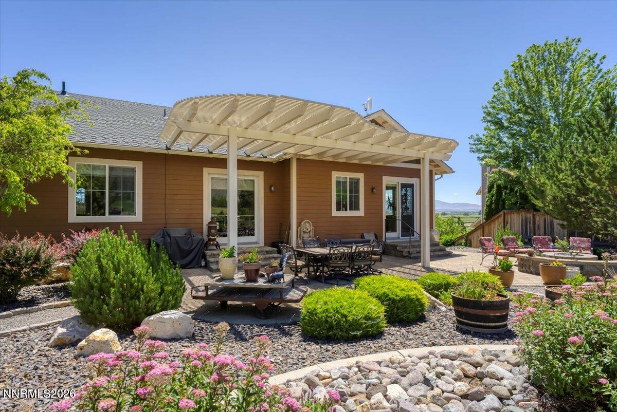Carson City, Nevada, 89411, United States, 3 Bedrooms Bedrooms, ,3 BathroomsBathrooms,Residential,Active,2035145