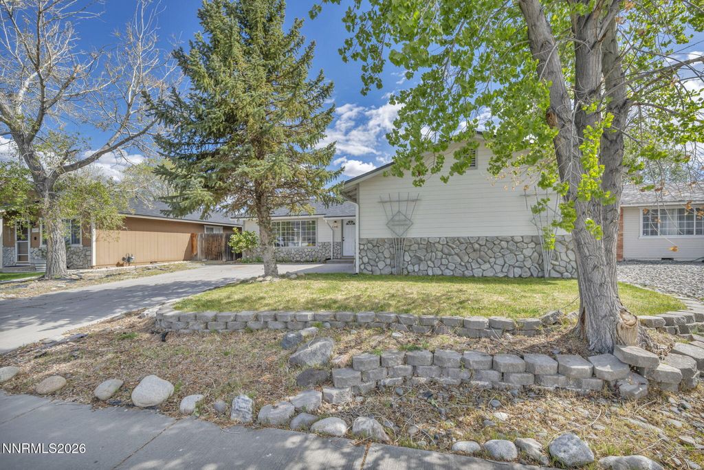 Photo of 1381 Spooner Drive, Carson City, NV 89706 (MLS # 260005248)