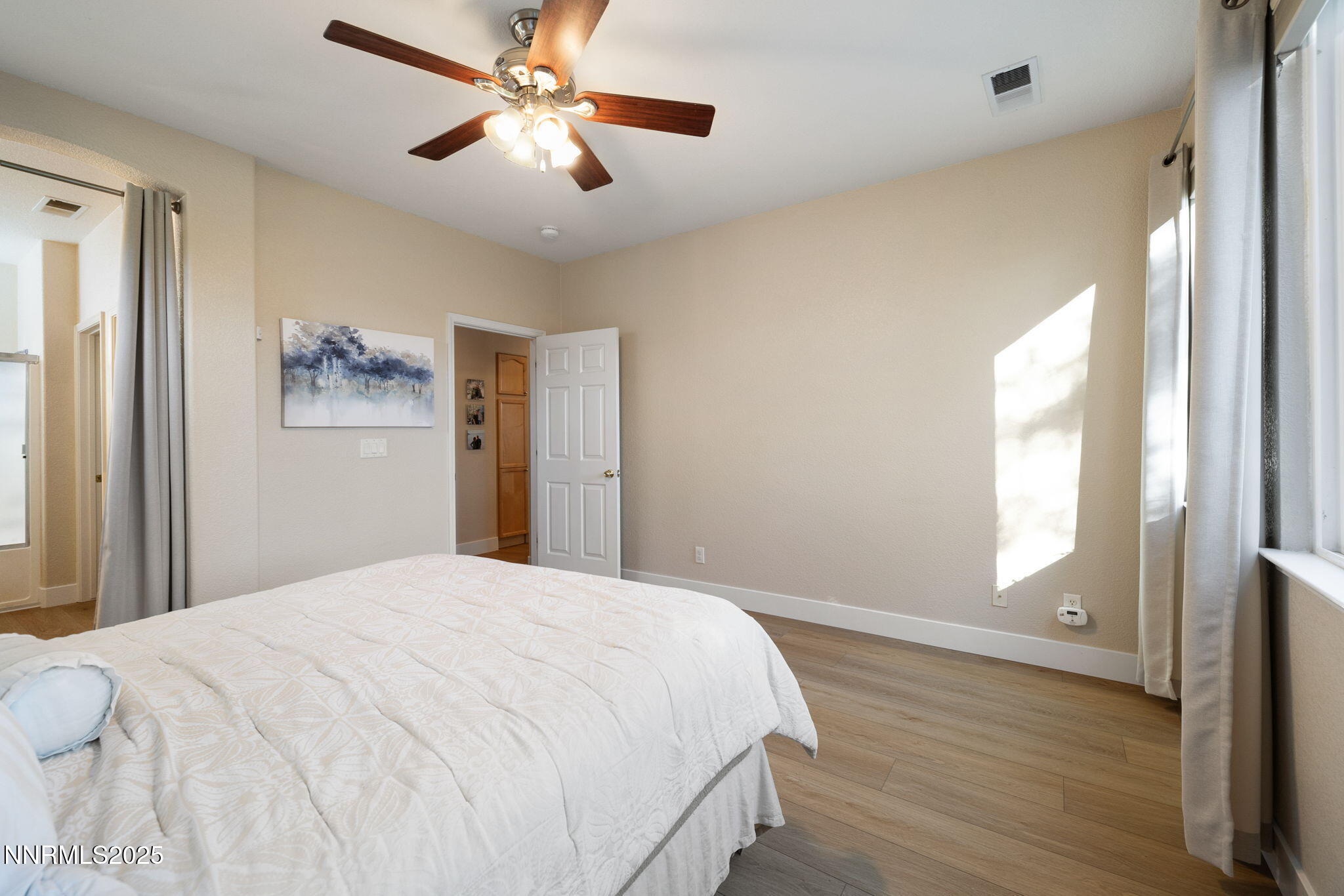 15-web-or-mls-10560 Vista Alta-16