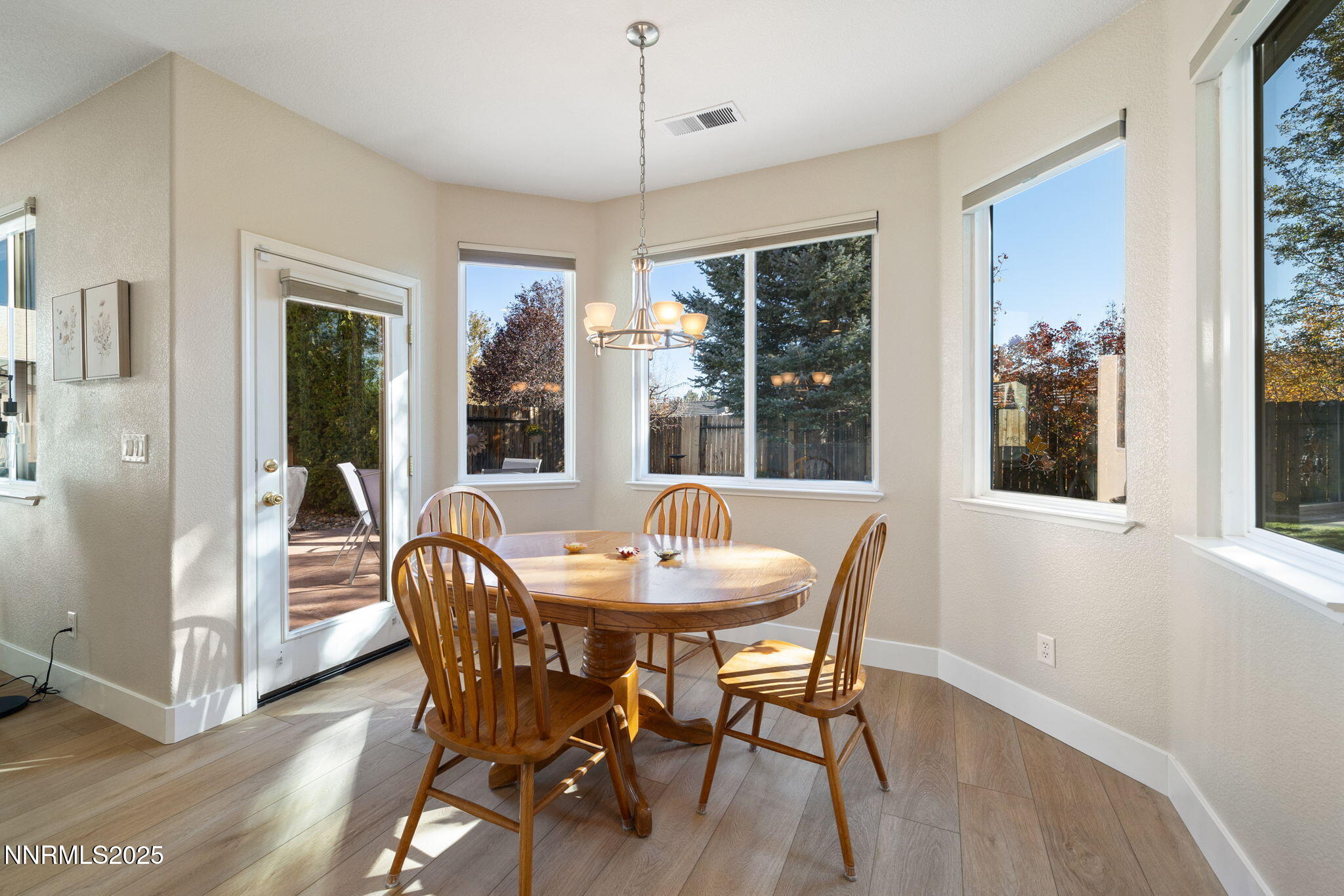 8-web-or-mls-10560 Vista Alta-9