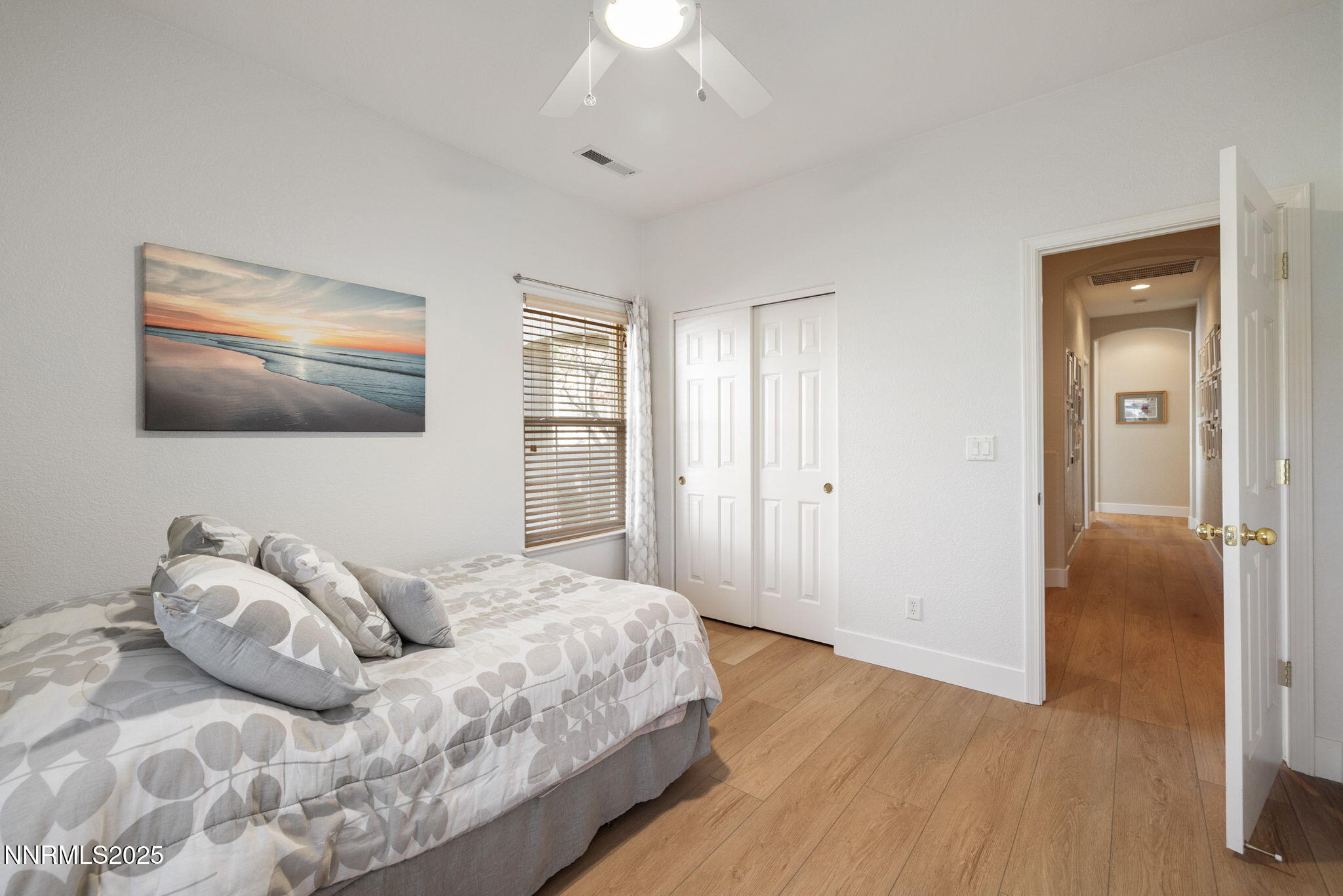 22-web-or-mls-10560 Vista Alta-22