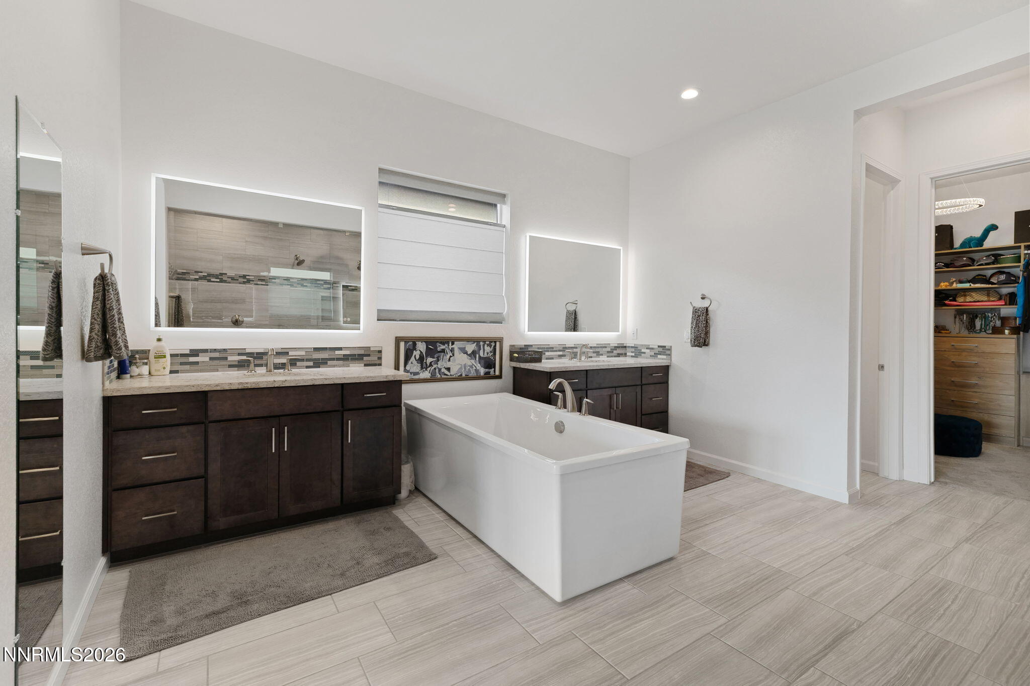 42-web-or-mls-2237 Cold Creek Trail-27