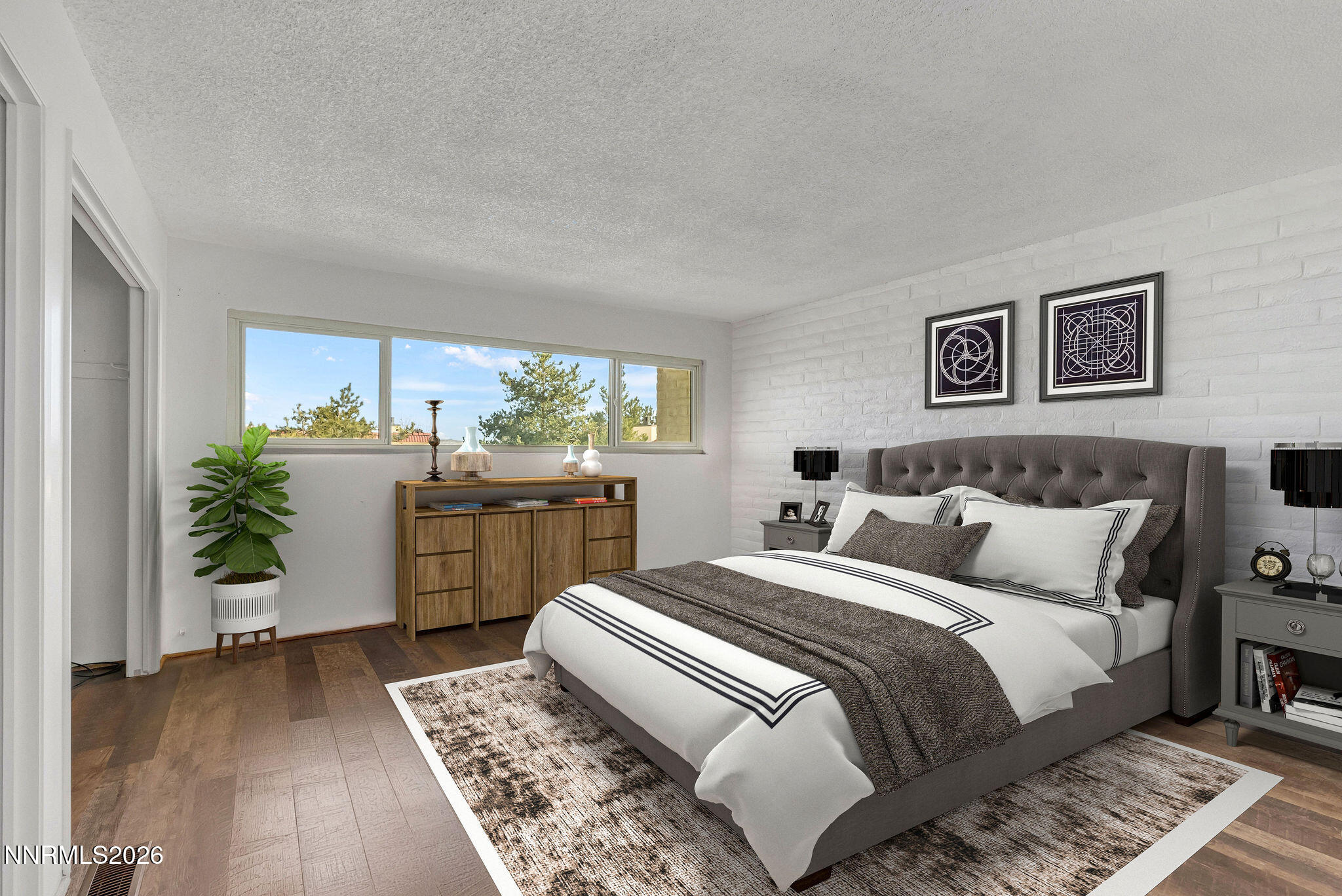 3445SkylineBlvd-Staged-4