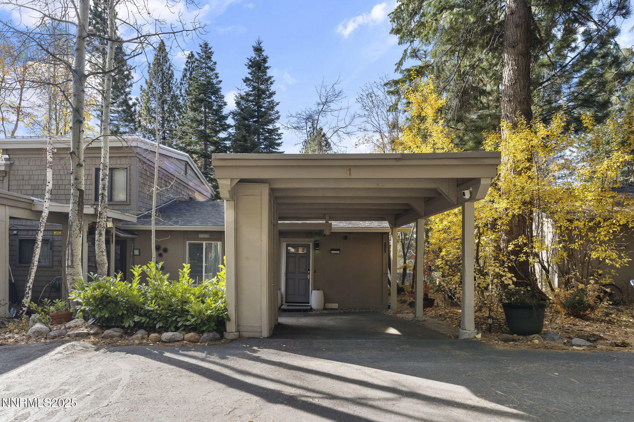 2-web-or-mls-810 Alder Ave Unit 71 Incli