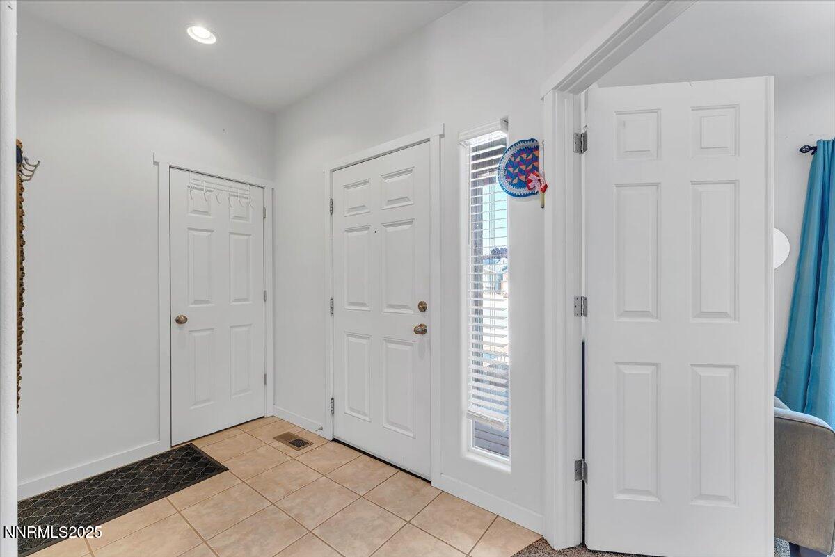 06-465 Jennys Ln Fernley NV 89408 (6 of