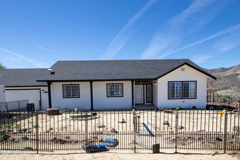 MLS: 260007245