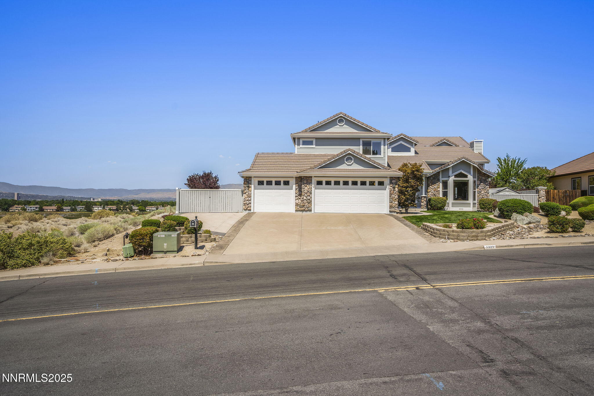 6-web-or-mls-_DSC5720