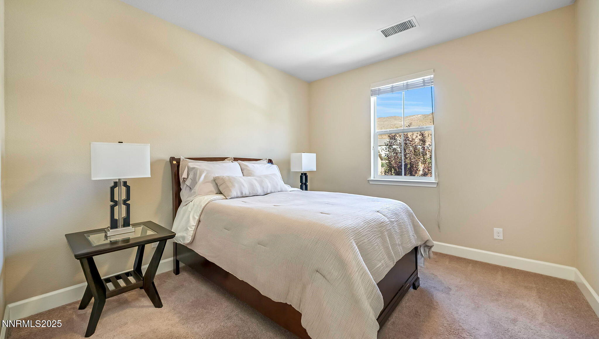 36-DSC08353_4_5_7-Edit