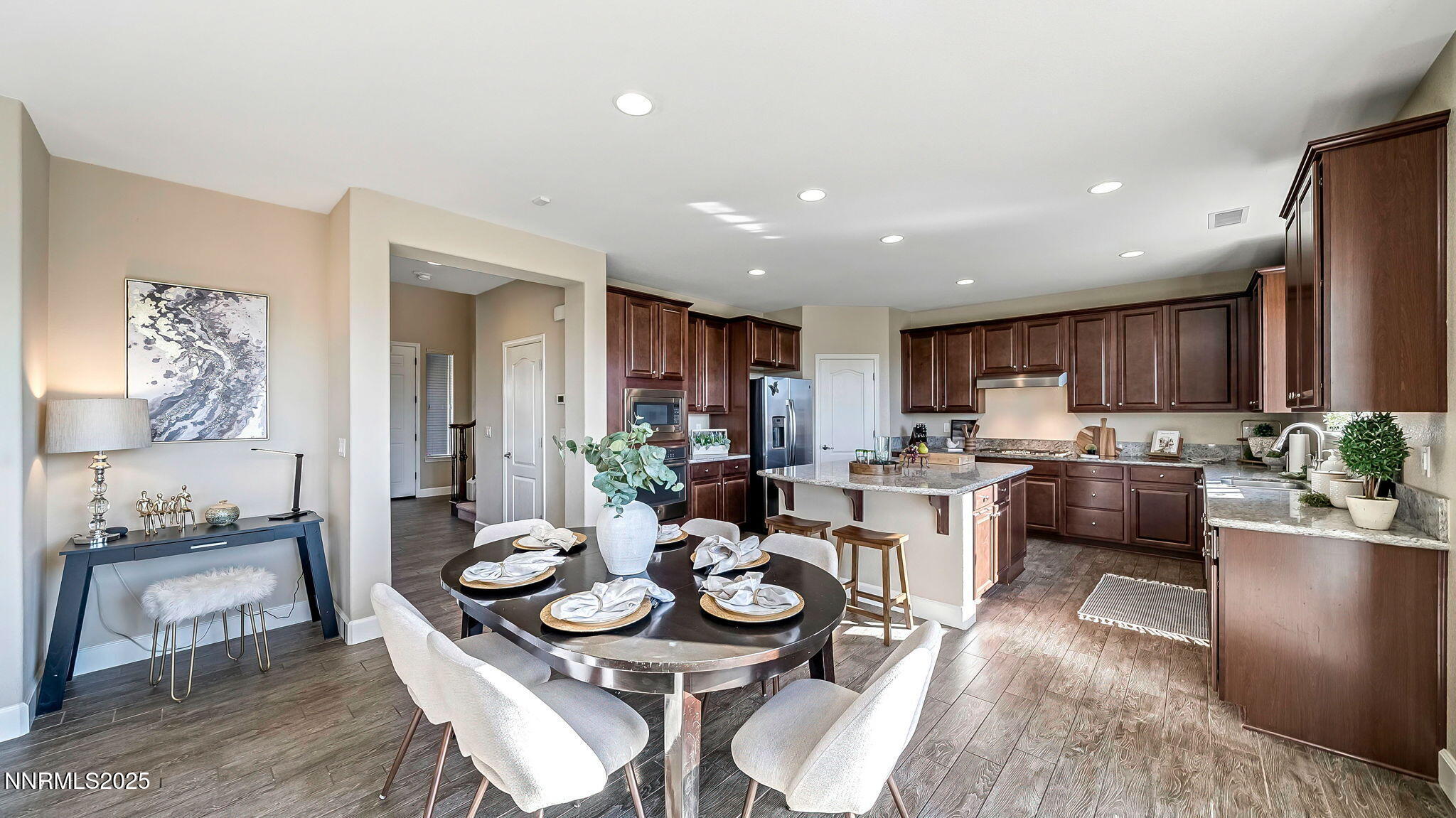 50-DSC08451_2_3_5-Edit