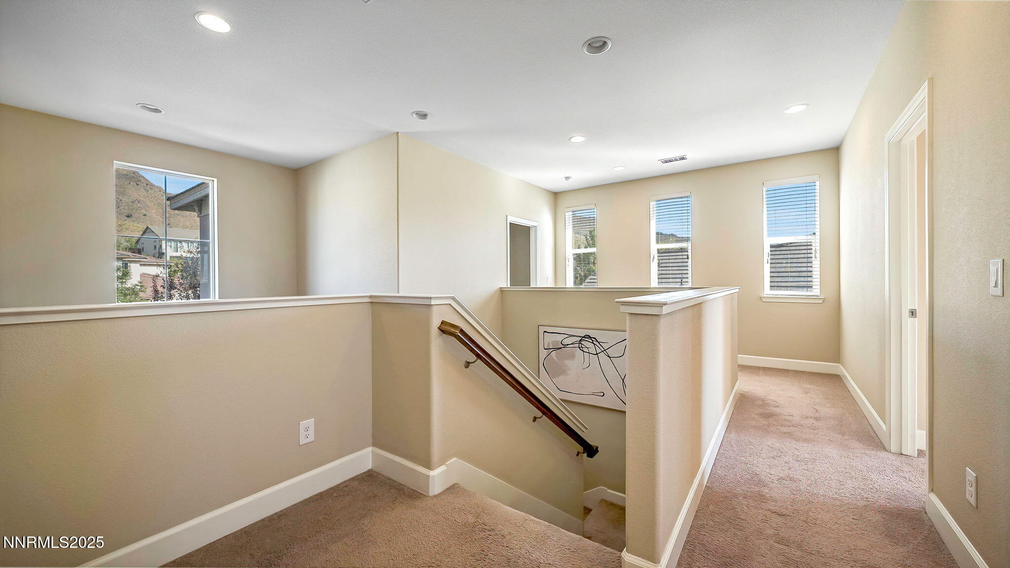 28-DSC08313_4_5_7-Edit