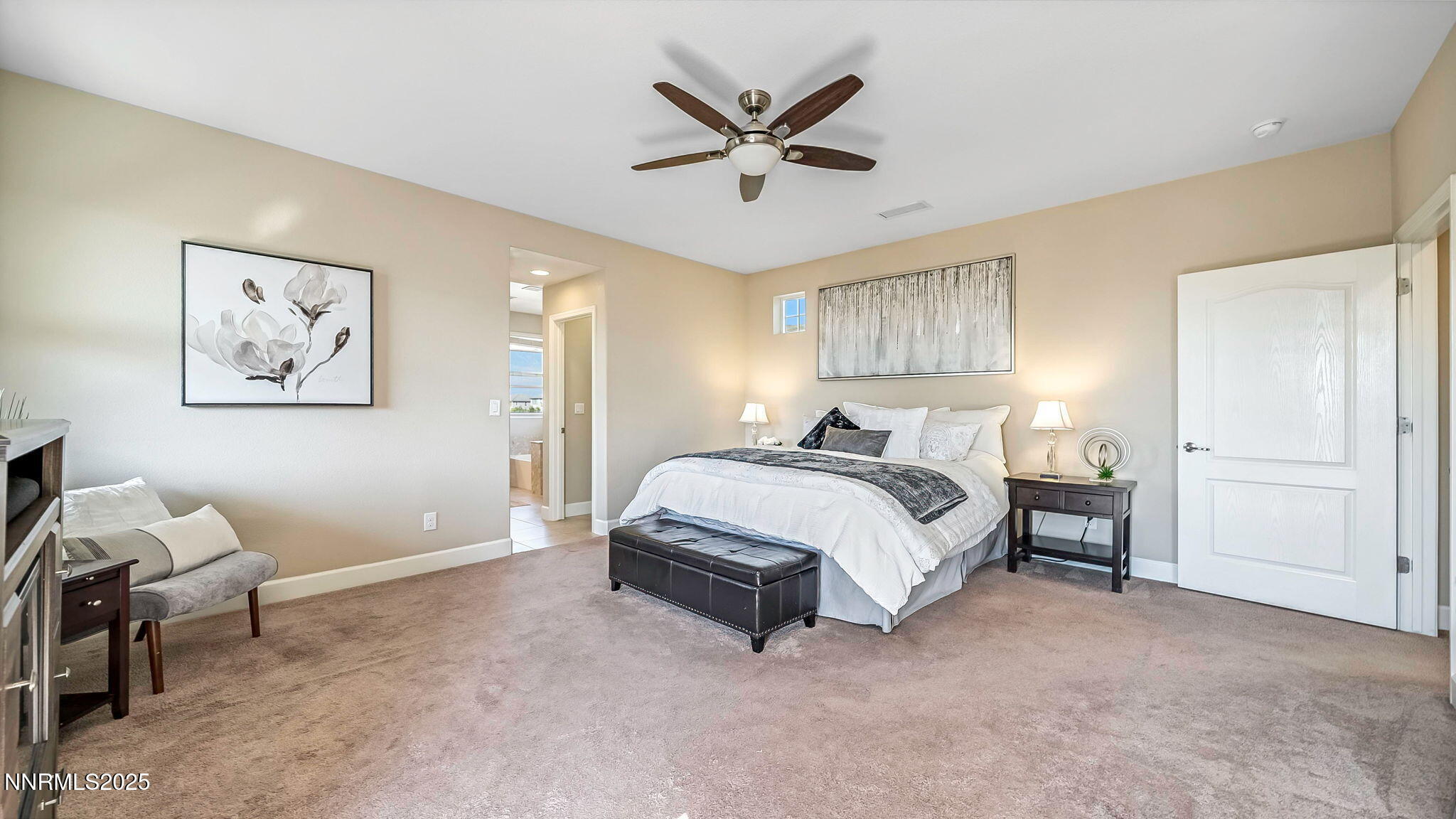 40-DSC08374_5_6_8-Edit