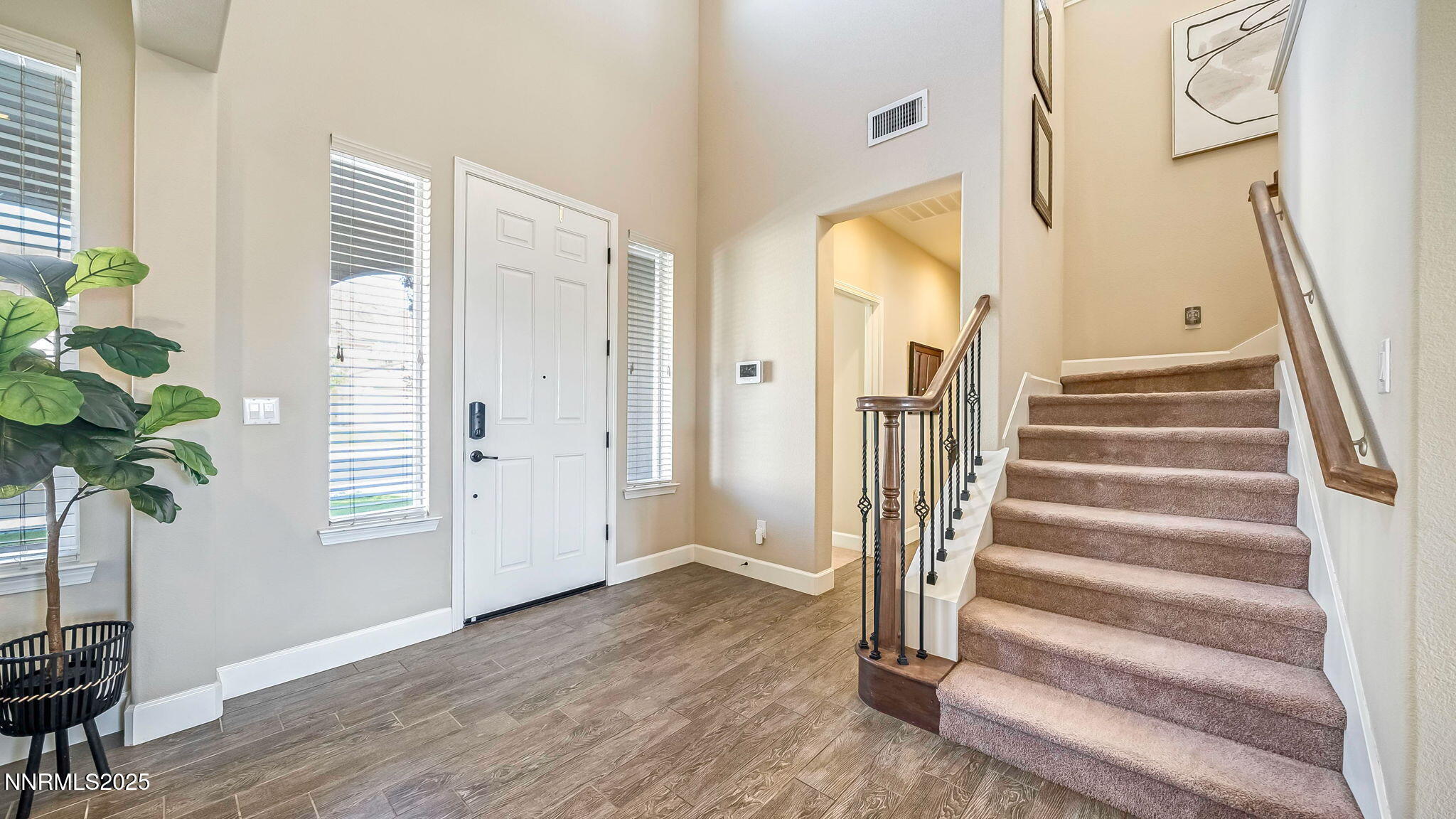 24-DSC08252_3_4_6-Edit