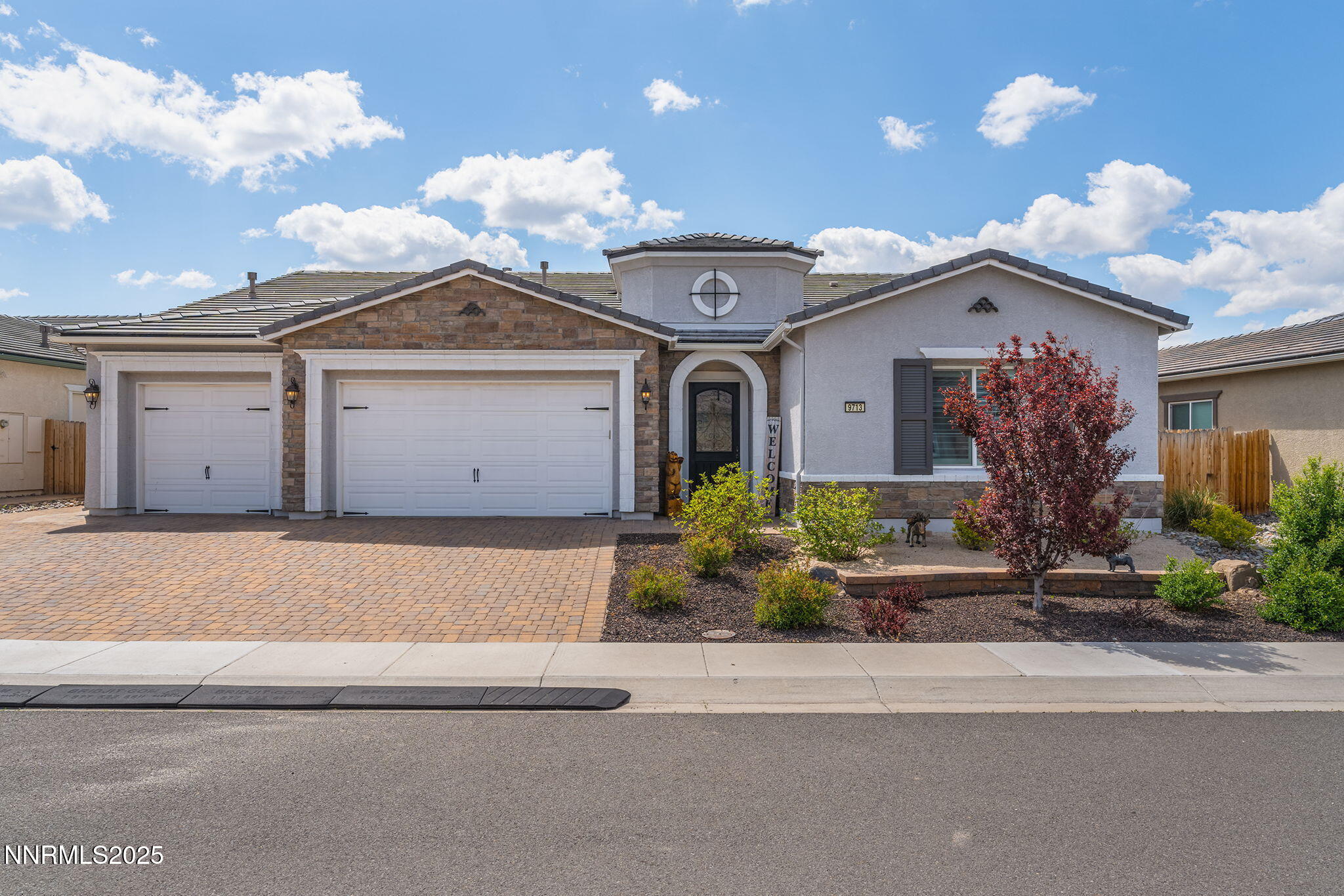 1-web-or-mls-_DSC4105