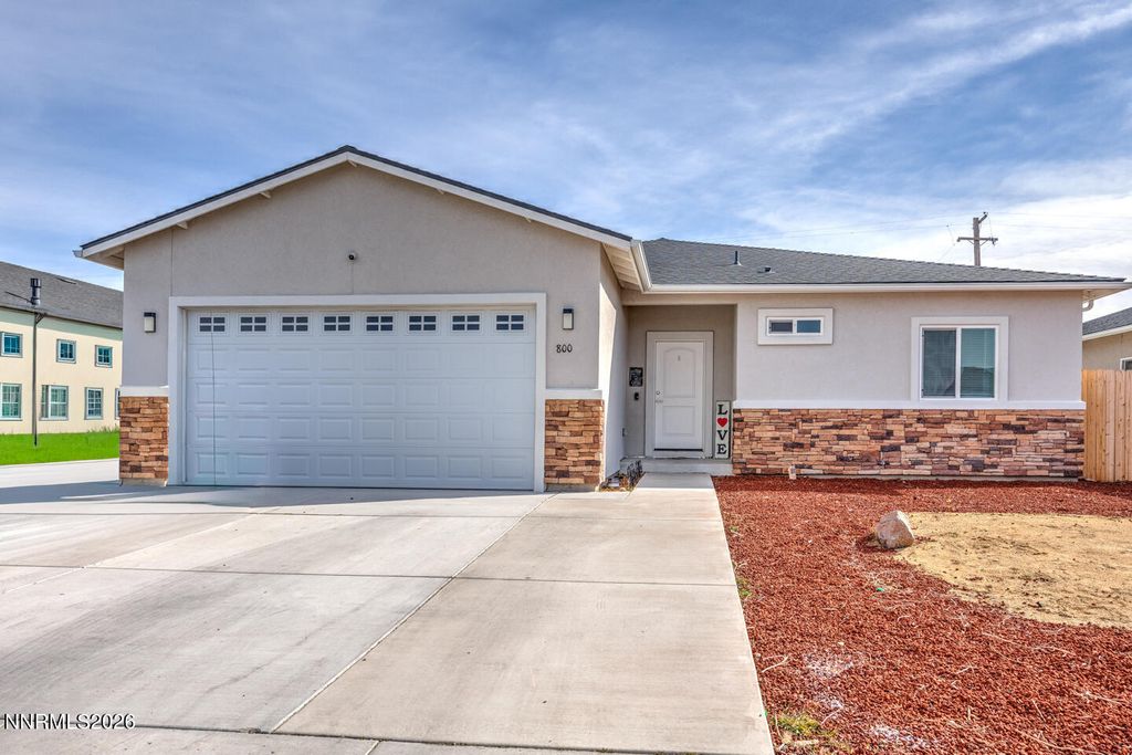 Photo of 800 Great Basin Lane, Fallon, NV 89406 (MLS # 260001543)