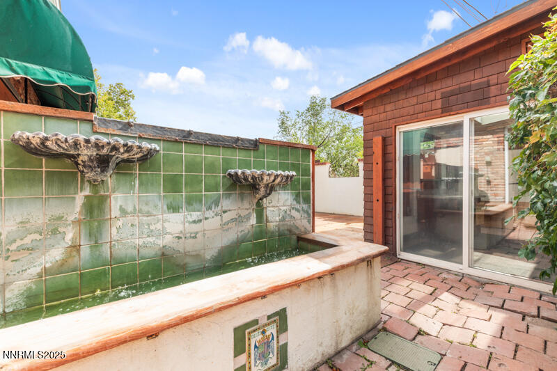 850 W 11th Street (28 of 32)