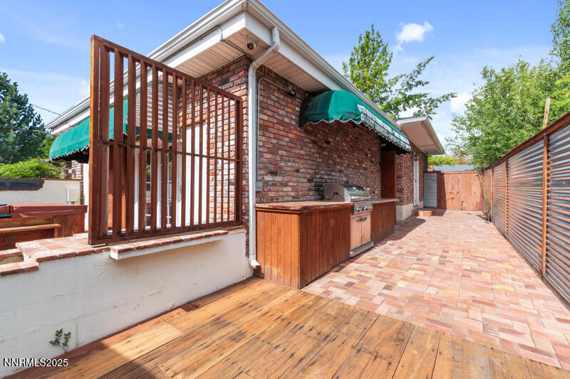 850 W 11th Street (26 of 32)