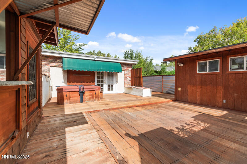 850 W 11th Street (31 of 32)