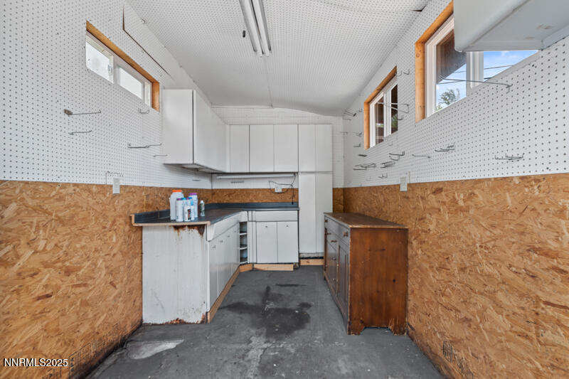 850 W 11th Street (25 of 32)