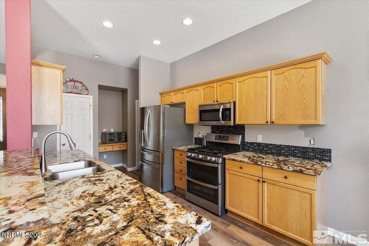 20250410004215251681000000-o