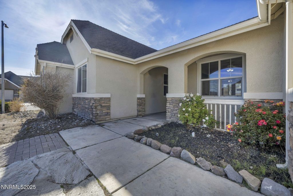 Photo of 11 Cedar Crest Court, Dayton, NV 89403 (MLS # 250058616)