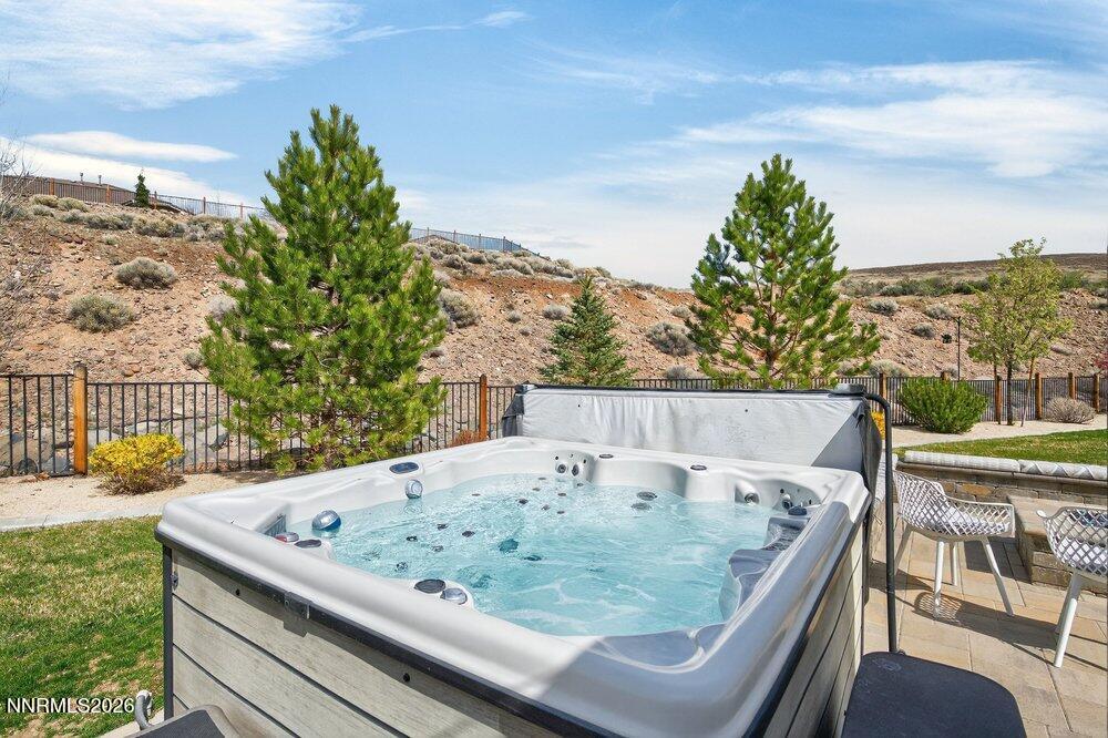 Sparks, Nevada, 89436, United States, 5 Bedrooms Bedrooms, ,3 BathroomsBathrooms,Residential,Active,2032079