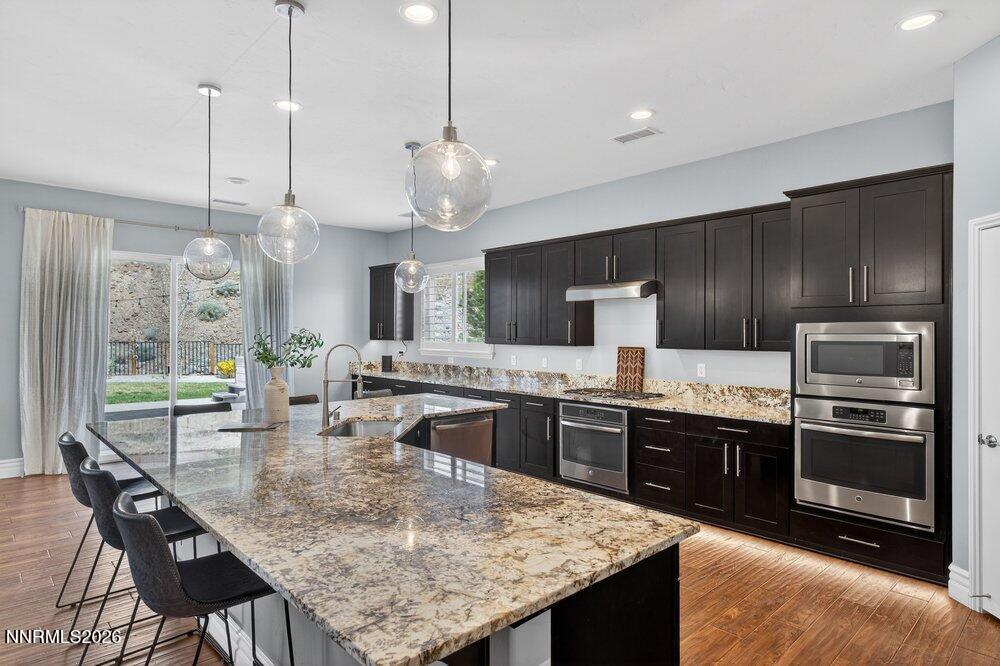 Sparks, Nevada, 89436, United States, 5 Bedrooms Bedrooms, ,3 BathroomsBathrooms,Residential,Active,2032079