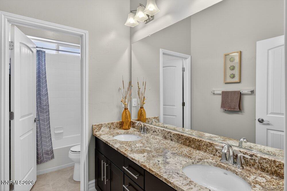 Sparks, Nevada, 89436, United States, 5 Bedrooms Bedrooms, ,3 BathroomsBathrooms,Residential,Active,2032079