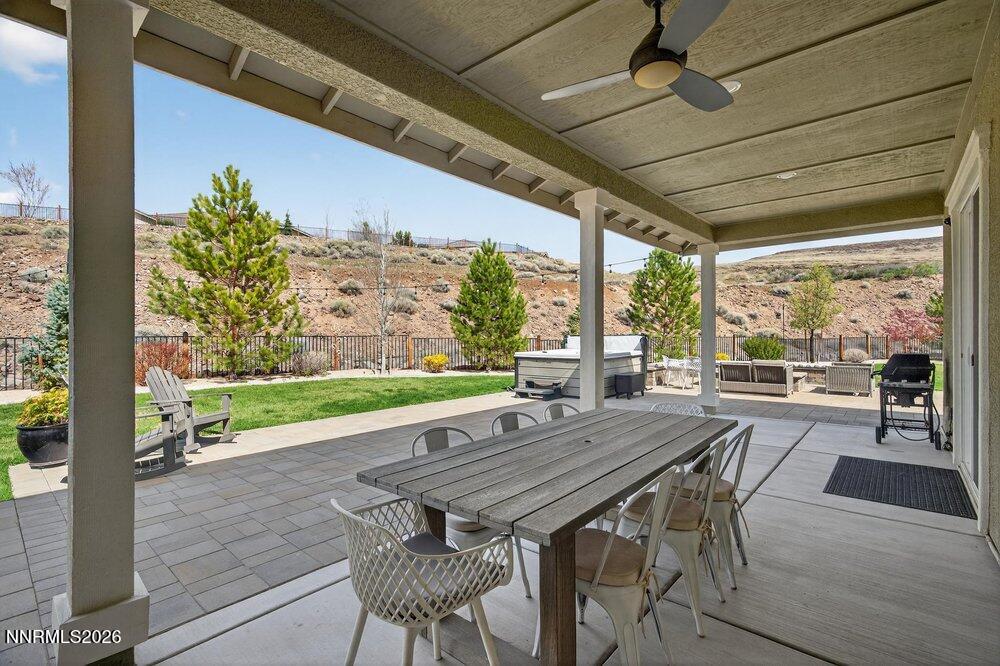Sparks, Nevada, 89436, United States, 5 Bedrooms Bedrooms, ,3 BathroomsBathrooms,Residential,Active,2032079