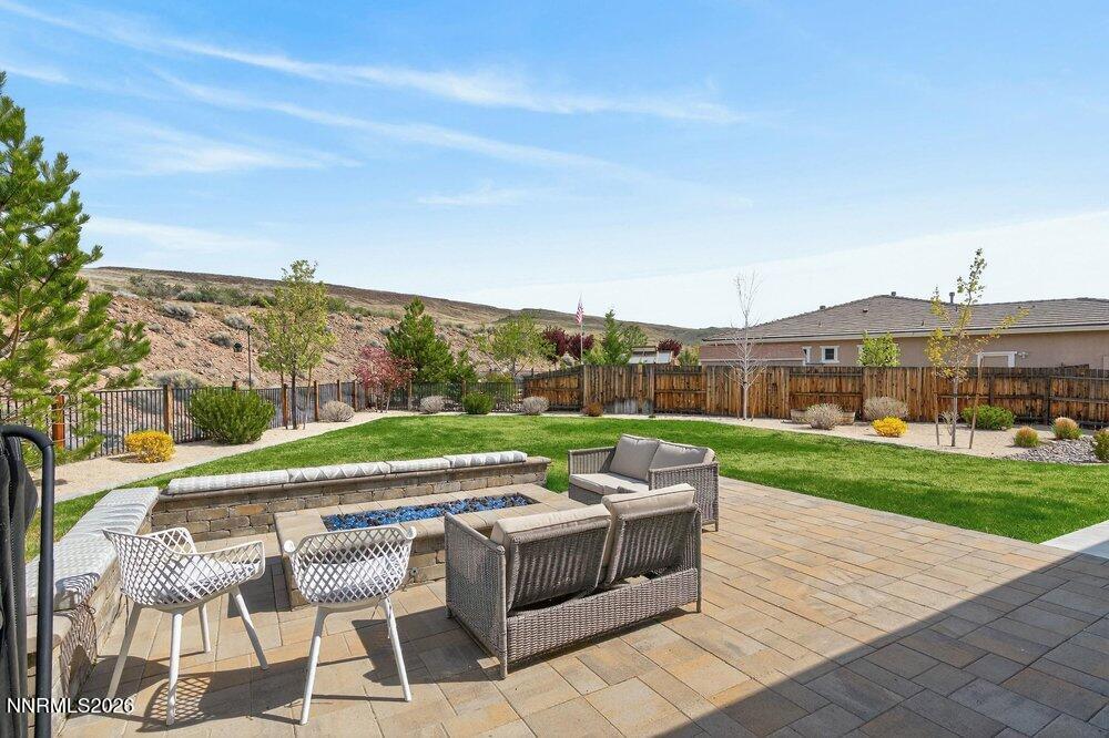Sparks, Nevada, 89436, United States, 5 Bedrooms Bedrooms, ,3 BathroomsBathrooms,Residential,Active,2032079