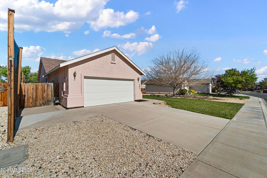 Photo of 141 Desert Lakes Drive, Fernley, NV 89408 (MLS # 260005310)