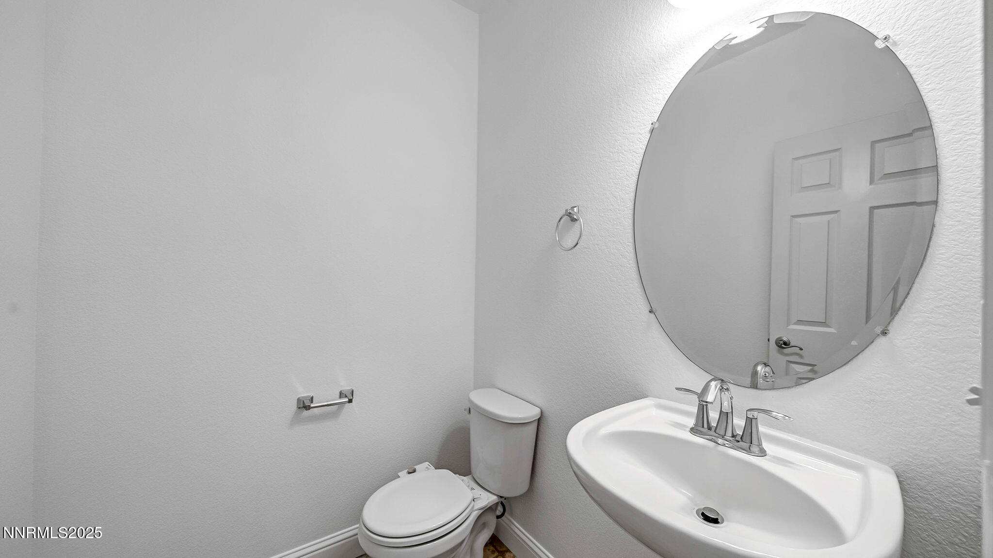 19-DSC06083_4_5_7-Edit