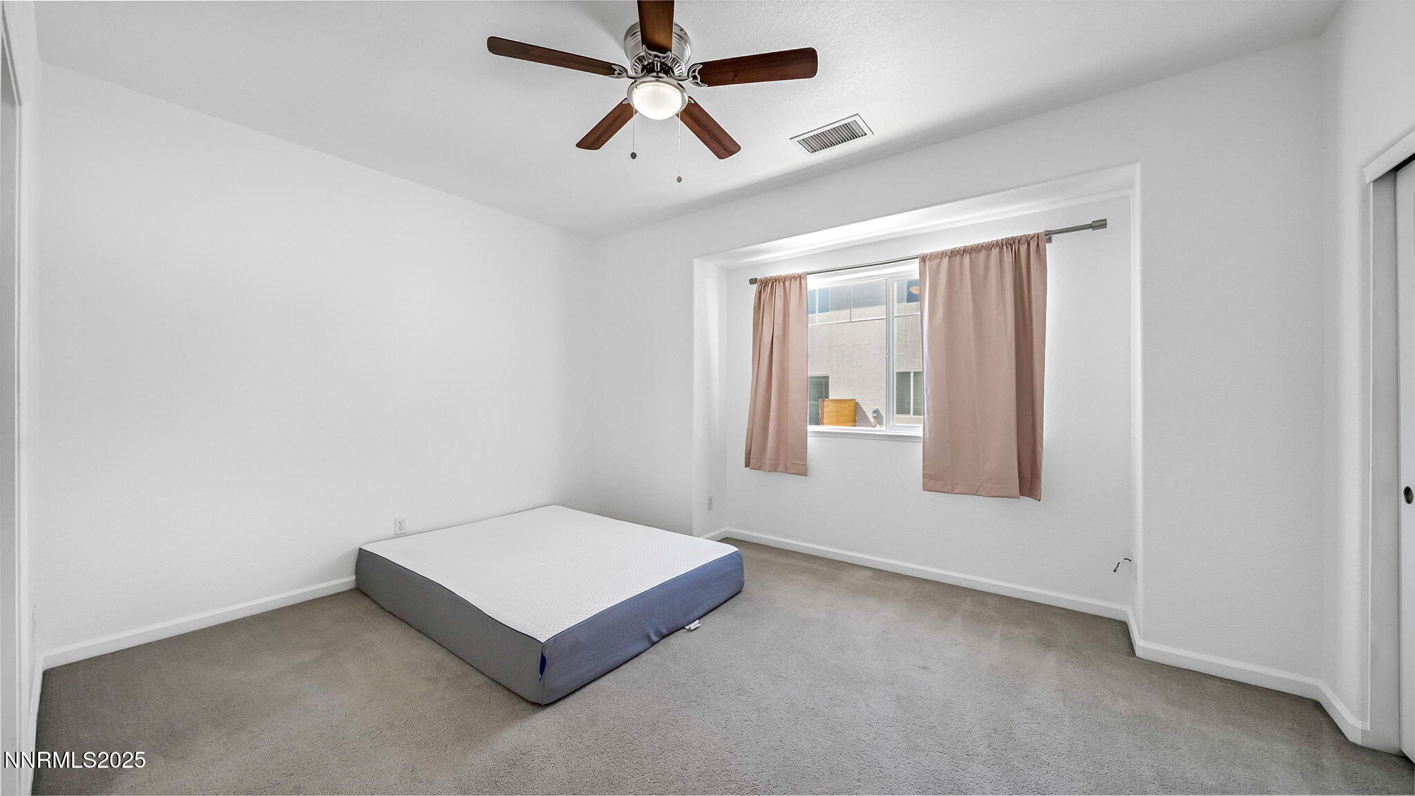 34-DSC06128_29_30_32-Edit