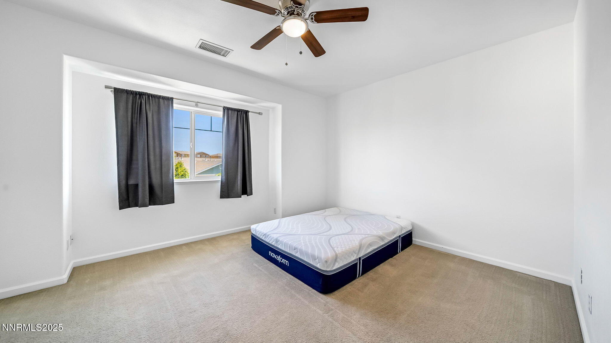 36-DSC06158_59_60_62-Edit