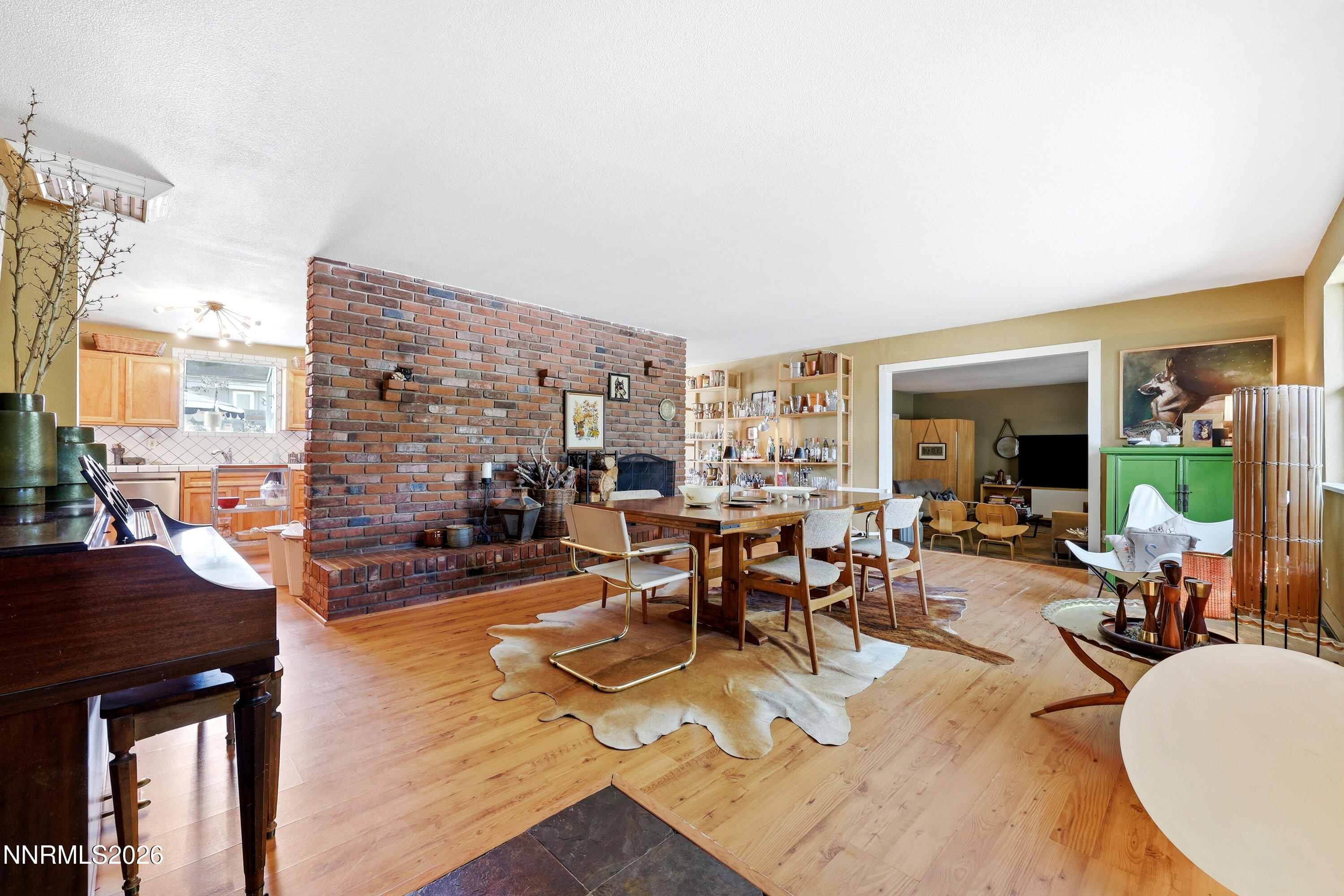 4090 W 7th Street