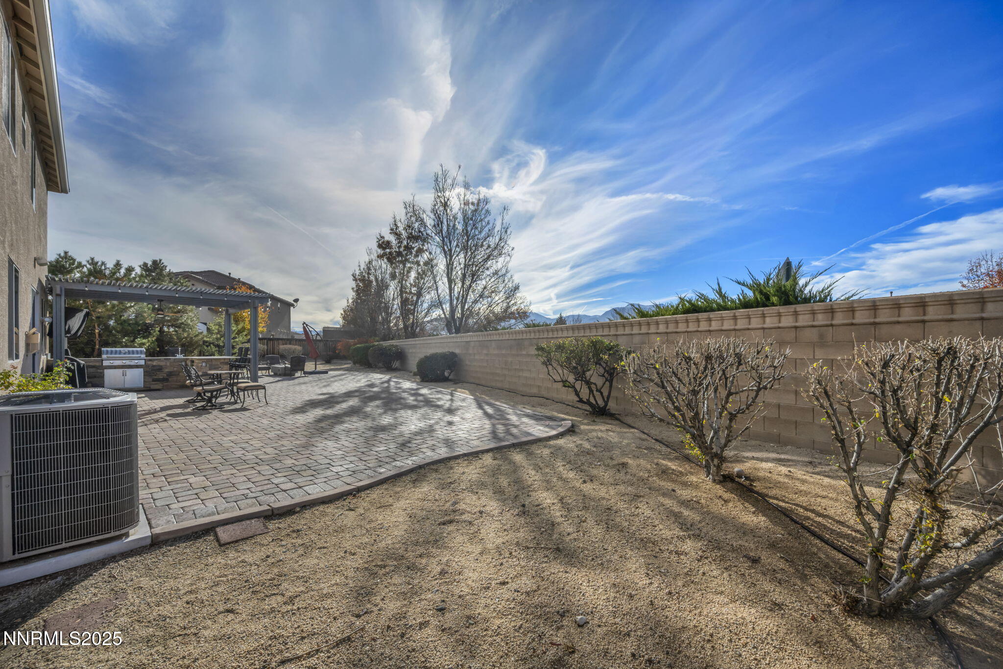 56-web-or-mls-11375-messina-way