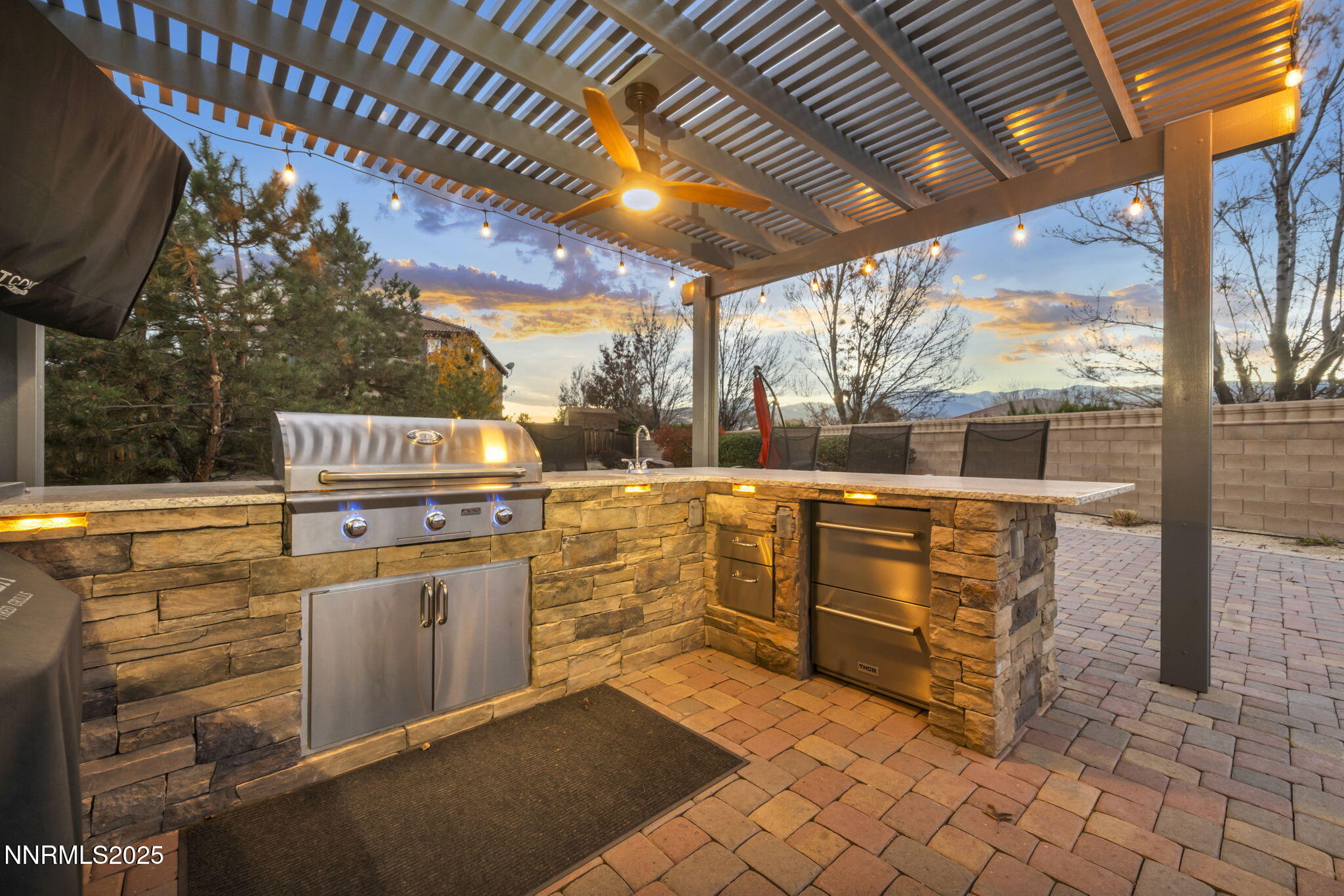 4-web-or-mls-11375-messina-way