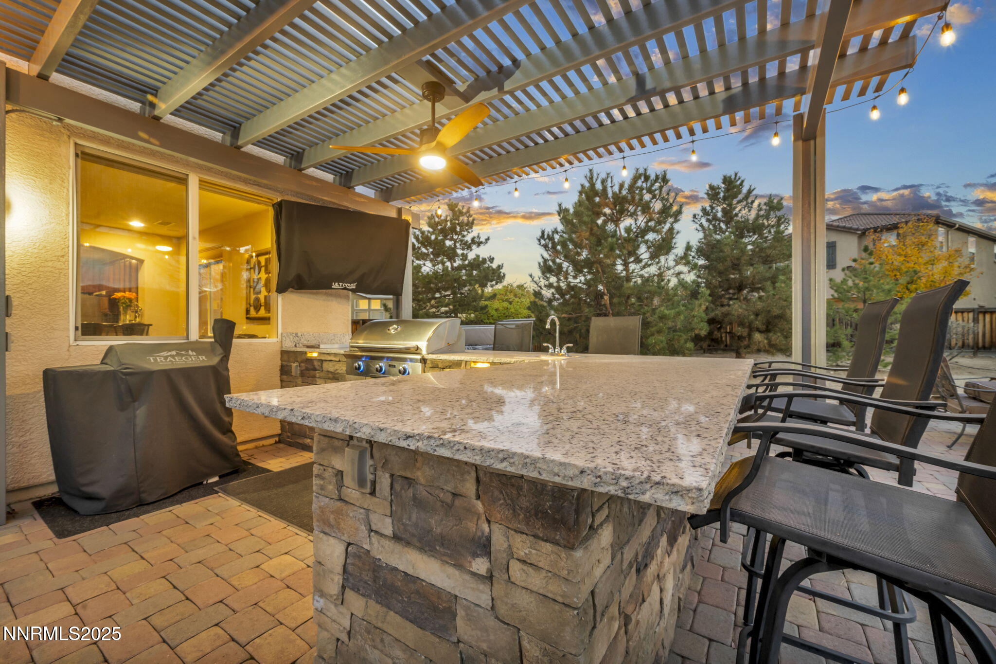 6-web-or-mls-11375-messina-way