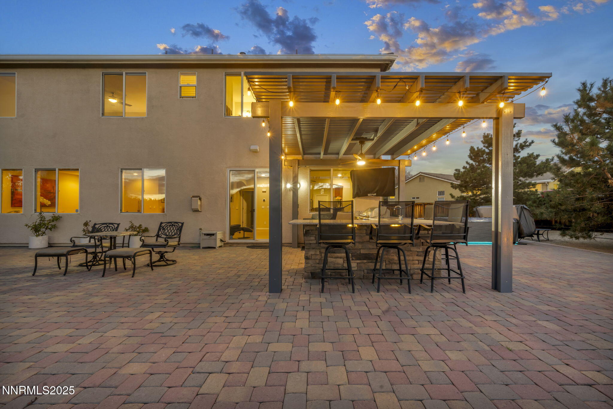 10-web-or-mls-11375-messina-way