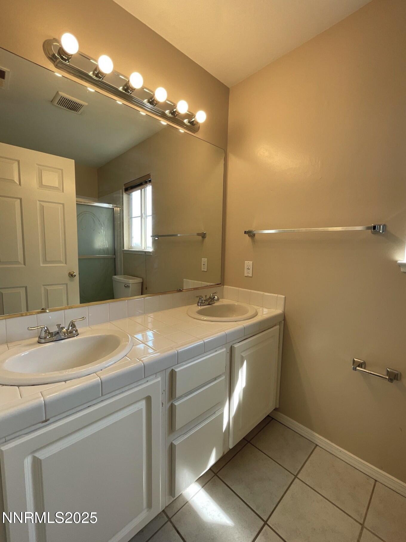 7-Sep 17 2025 01_08pm-easD